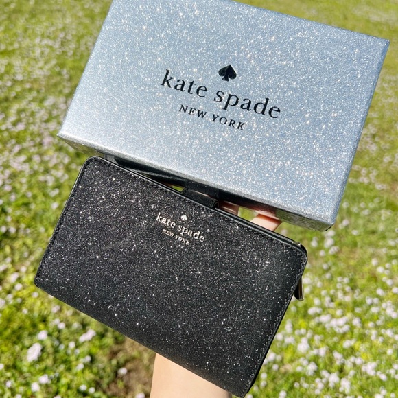 kate spade Handbags - Kate Spade Giftable Boxed Medium Compact Bifold Wallet